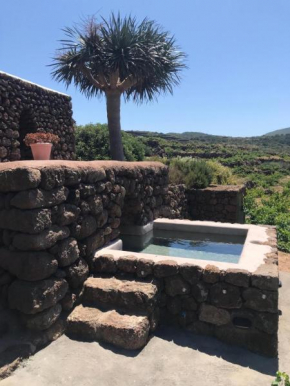 Dammusi IL SERRALH -Pantelleria- Pantelleria